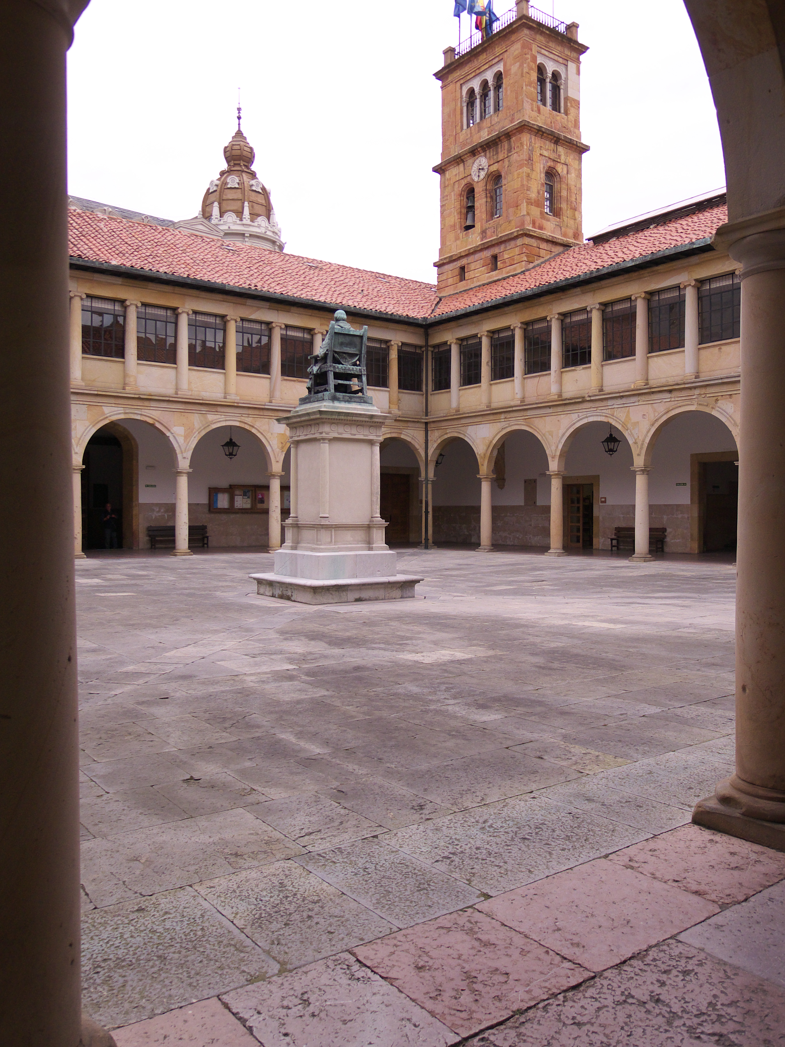 Claustro Universidad de Oviedo