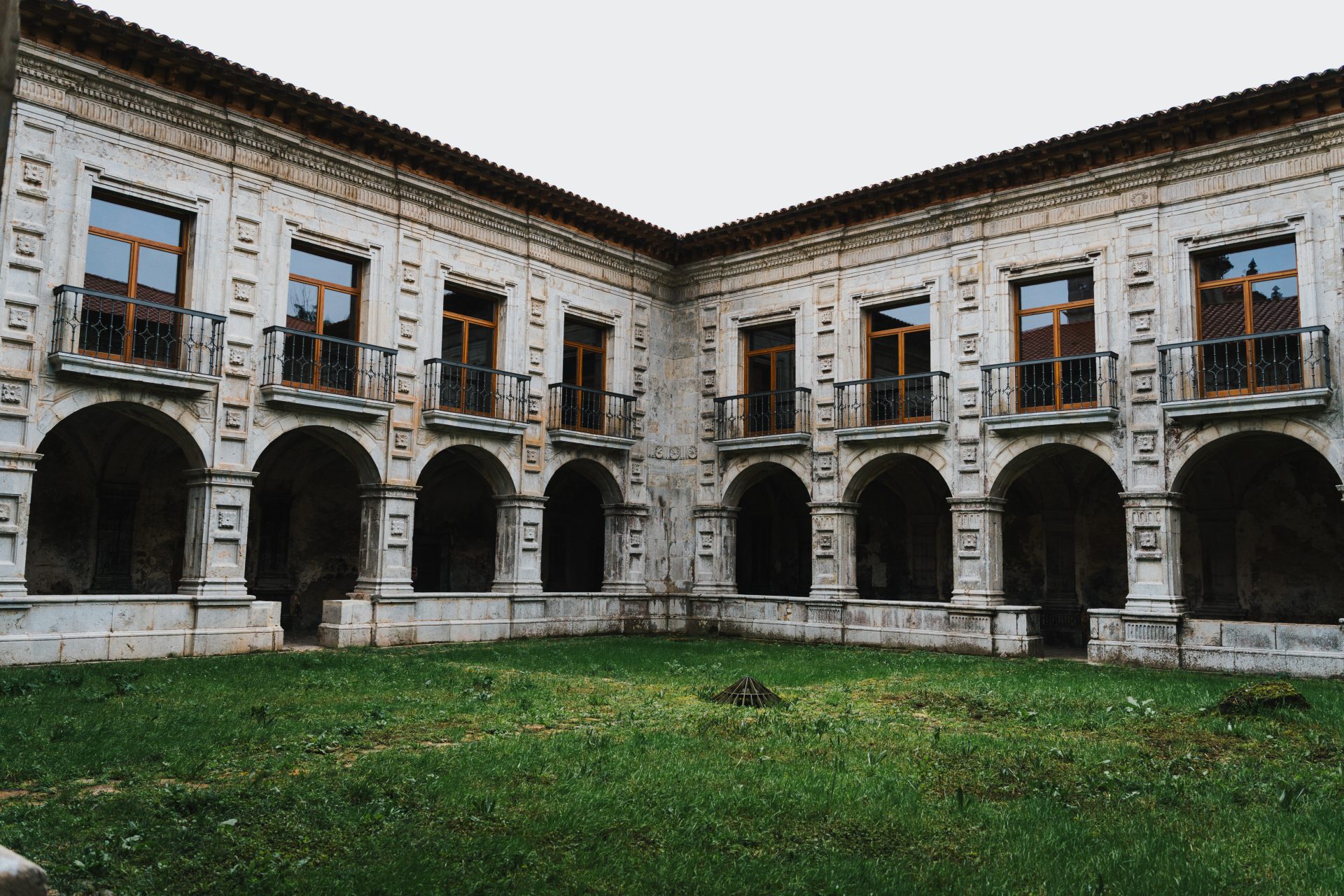 Reconstrucción virtual del Monasterio de Cornellana